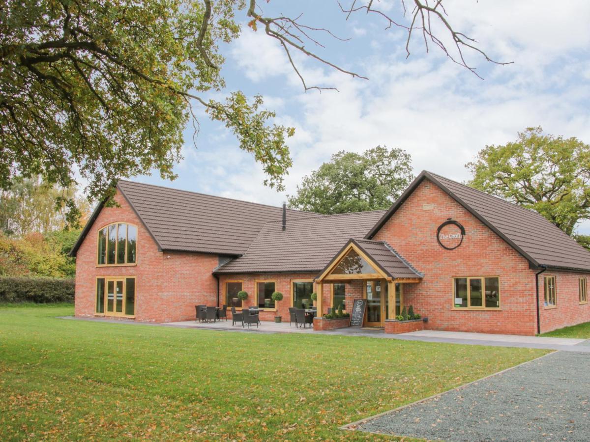 Oak Lodge Hadnall Extérieur photo